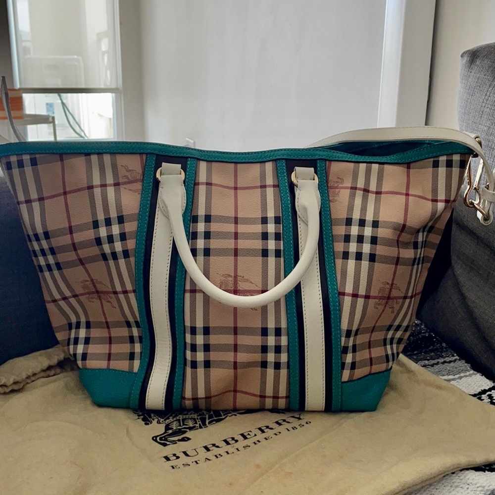 Burberry vintage bag